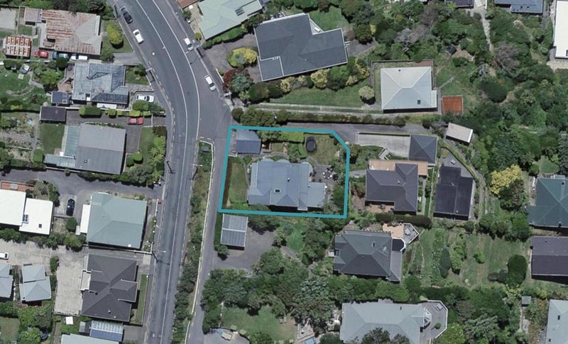 1 Mills Road, Brooklyn, Wellington - Carousel 1