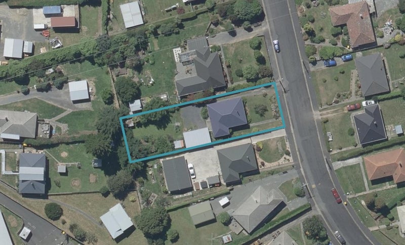 69 Mooltan Street, Halfway Bush, Dunedin - Carousel 1