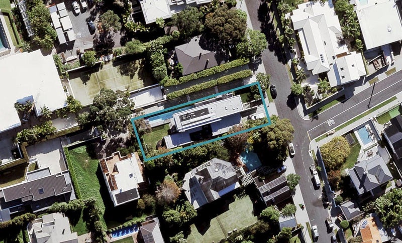 8 Cremorne Street, Herne Bay, Auckland - Carousel 1