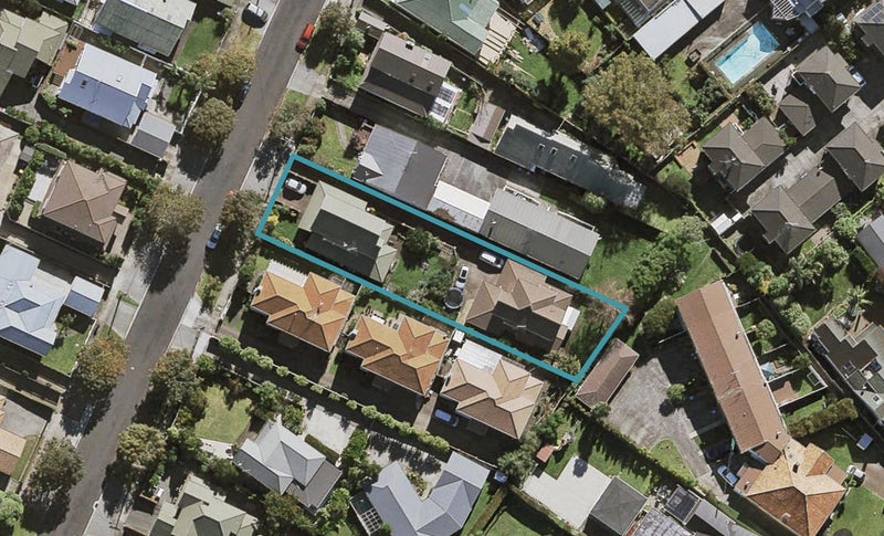 10 Karetu Road, Greenlane, Auckland - Carousel 1