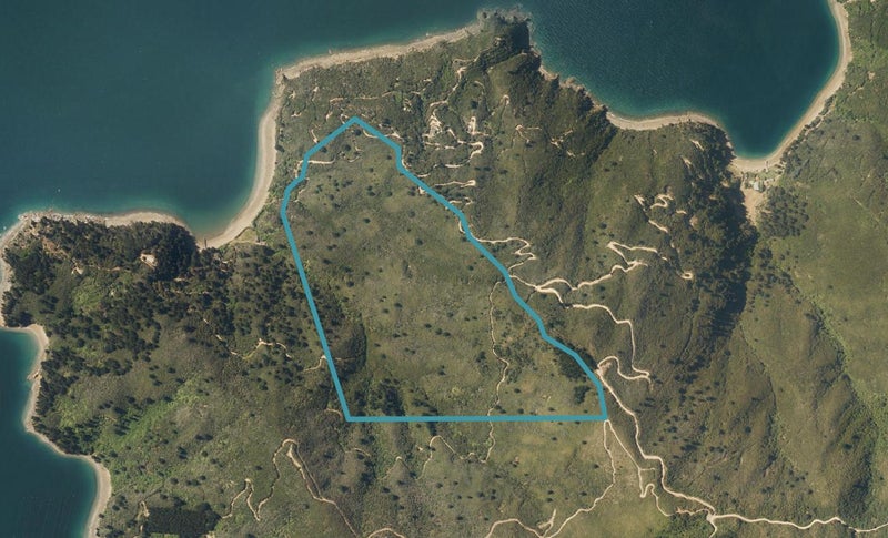 0 Admiralty Bay, Admiralty Bay, French Pass - Carousel 1