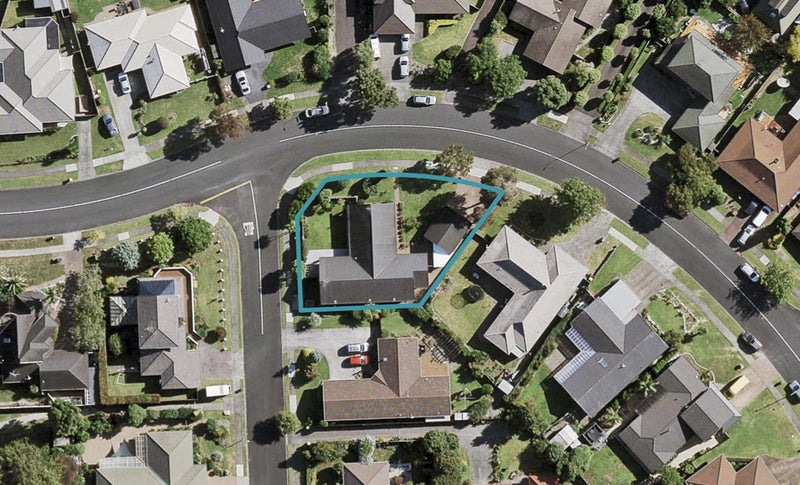 50 Rushgreen Avenue, Pahurehure, Papakura - Carousel 1