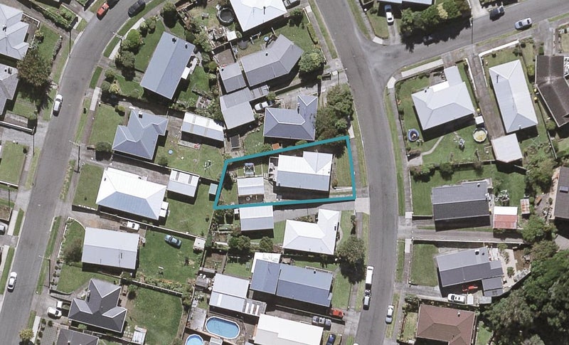 45 Rosendale Avenue, Spotswood, New Plymouth - Carousel 1