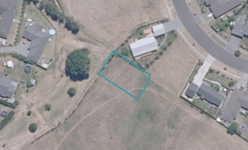 2 St Pats Grove, Nukuhau, Taupo - Carousel 1