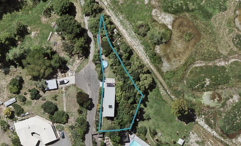 94 Boyd Road, Poraiti, Napier - Carousel 1
