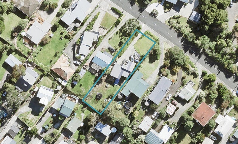 19 Rimu Road, Stanmore Bay, Whangaparaoa - Carousel 1