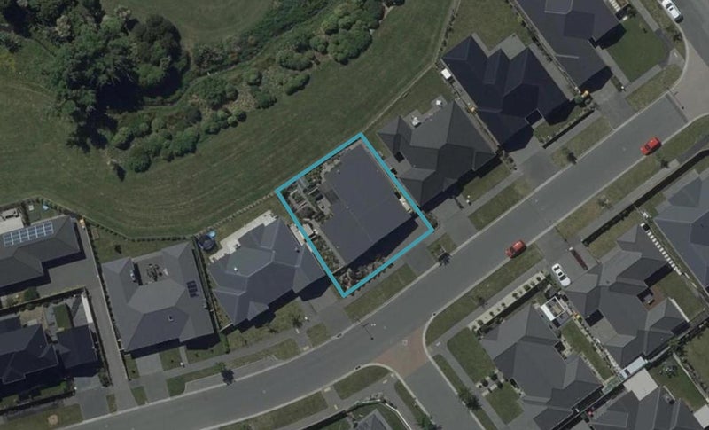 43 Euphrasie Drive, Aidanfield, Christchurch - Carousel 1