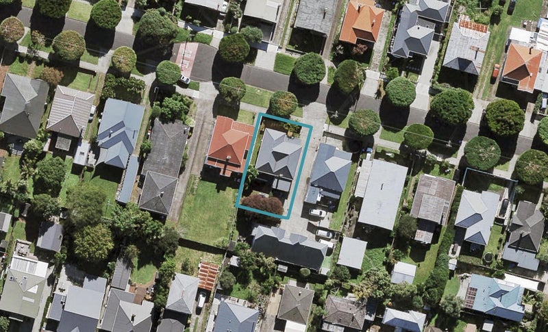 17 Oxton Road, Sandringham, Auckland - Carousel 1