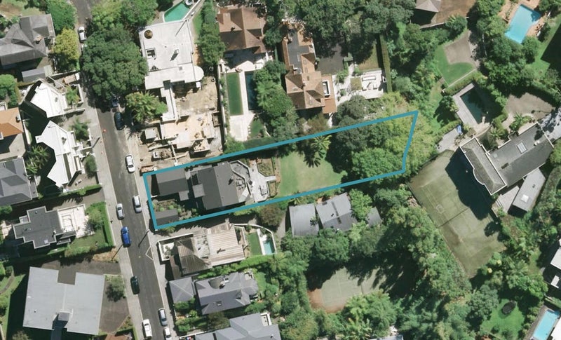 2 Taurarua Terrace, Parnell, Auckland - Carousel 1