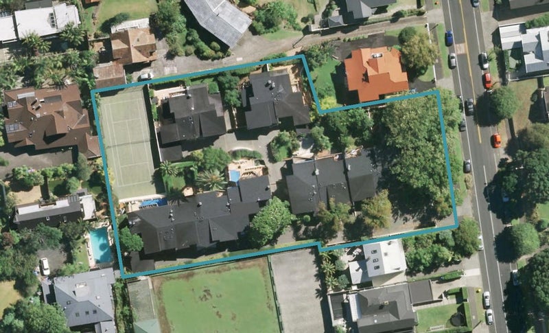 7/22 Curran Street, Herne Bay, Auckland - Carousel 1