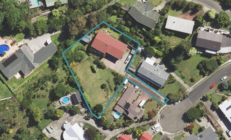 6 Hillary Heights, Whataupoko, Gisborne - Carousel 1