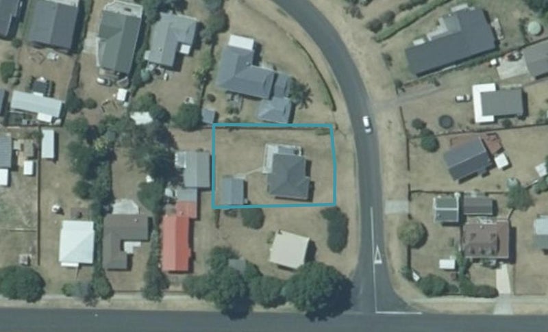 48 Banks Street, Cooks Beach, Whitianga - Carousel 1