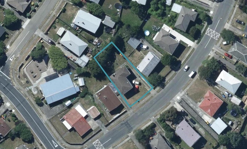 13 Desert Gold Street, Ascot Park, Porirua - Carousel 1