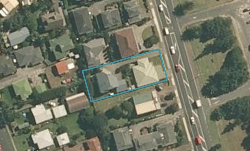 2/256 Hibiscus Coast Highway, Orewa, Orewa - Carousel 1