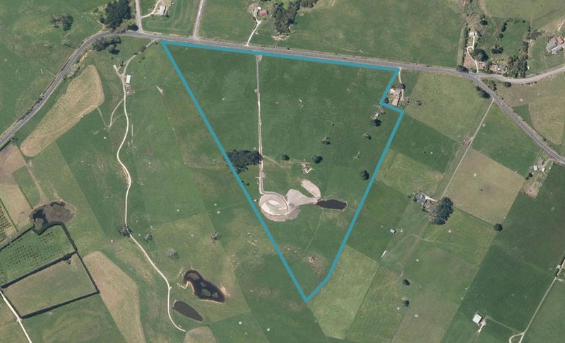 585 Baylys Coast Road, Parore, Dargaville - Carousel 1