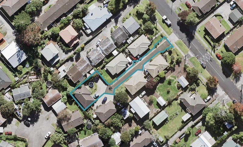 9C Willerton Avenue, New Lynn, Auckland - Carousel 1