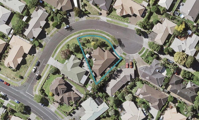 5 Orohena Close, Northpark, Auckland - Carousel 1