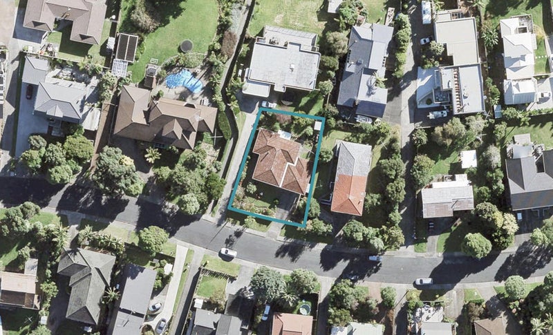 36 Amorino Drive, Red Beach, Red Beach - Carousel 1