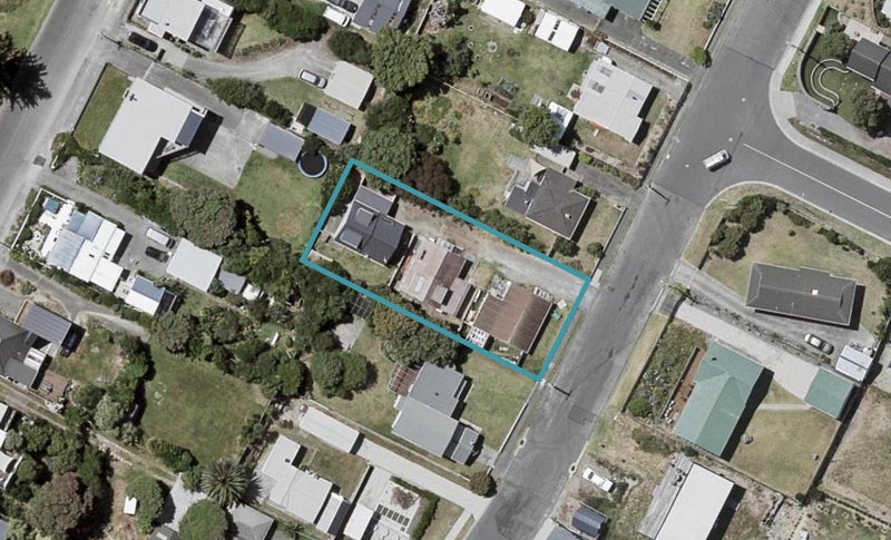 33 Moana Street, Otaki Beach, Otaki - Carousel 1