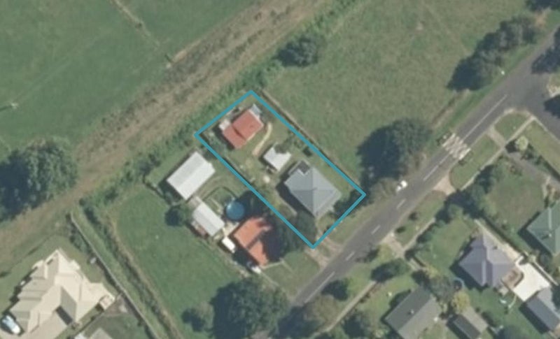 18 Gordon Avenue, Te Aroha, Te Aroha - Carousel 1