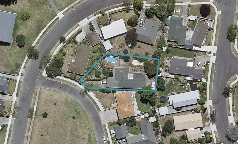 9 Ryan Crescent, Greenmeadows, Napier - Carousel 1