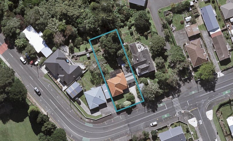 32 Huatoki Street, Vogeltown, New Plymouth - Carousel 1