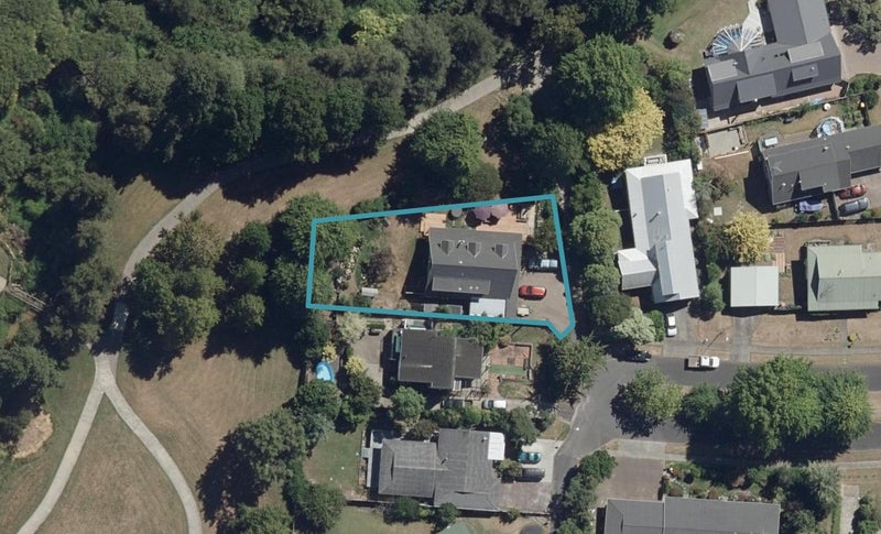 30 Brookview Court, Queenwood, Hamilton - Carousel 1