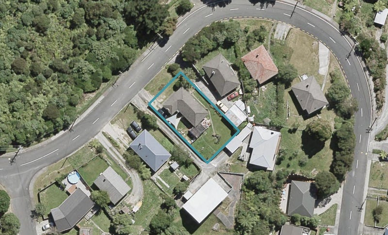 61 Logie Street, Stokes Valley, Lower Hutt - Carousel 1