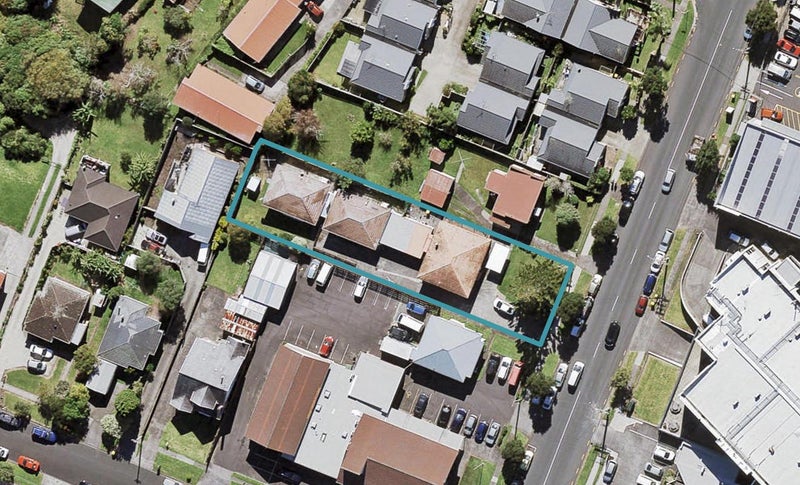 2/36 Delta Avenue, New Lynn, Auckland - Carousel 1