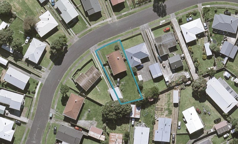 45 Marama Crescent, Spotswood, New Plymouth - Carousel 1