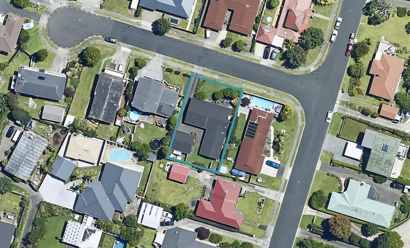 6 Apollo Street, Otumoetai, Tauranga - Carousel 1