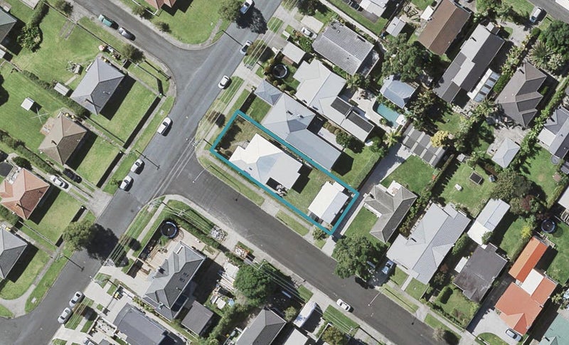 78 Eversleigh Road, Belmont, Auckland - Carousel 1
