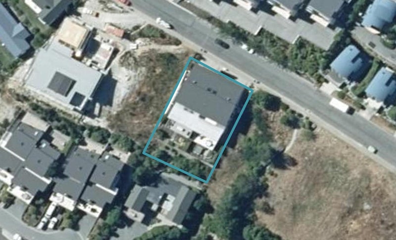 48 Belfast Terrace, Queenstown, Queenstown - Carousel 1