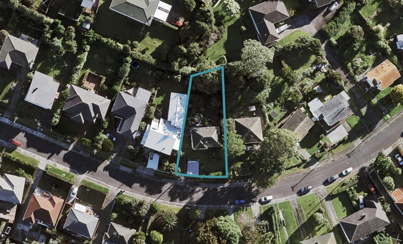 69 Mount Royal Avenue, Mount Albert, Auckland - Carousel 1