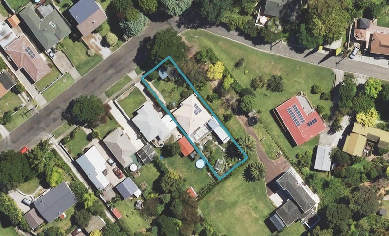 17 Sievwright Lane, Whataupoko, Gisborne - Carousel 1