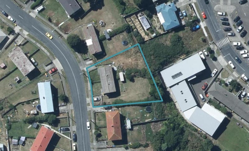 21 Bedford Street, Cannons Creek, Porirua - Carousel 1