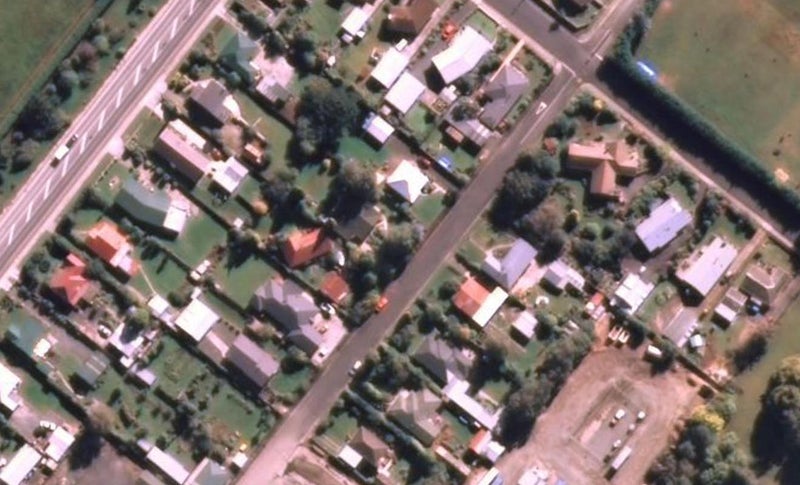 20 Constitution Avenue, Milton - Carousel 1
