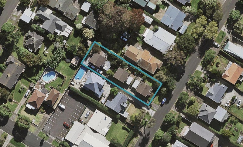 1/8 Rangipawa Road, Onehunga, Auckland - Carousel 1