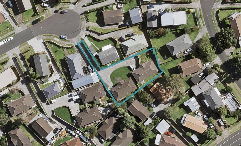 1/33 Kopara Place, Clendon Park, Auckland - Carousel 1