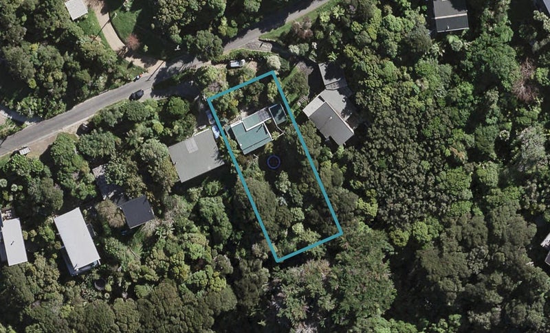 27 Makora Avenue, Oneroa, Waiheke Island - Carousel 1