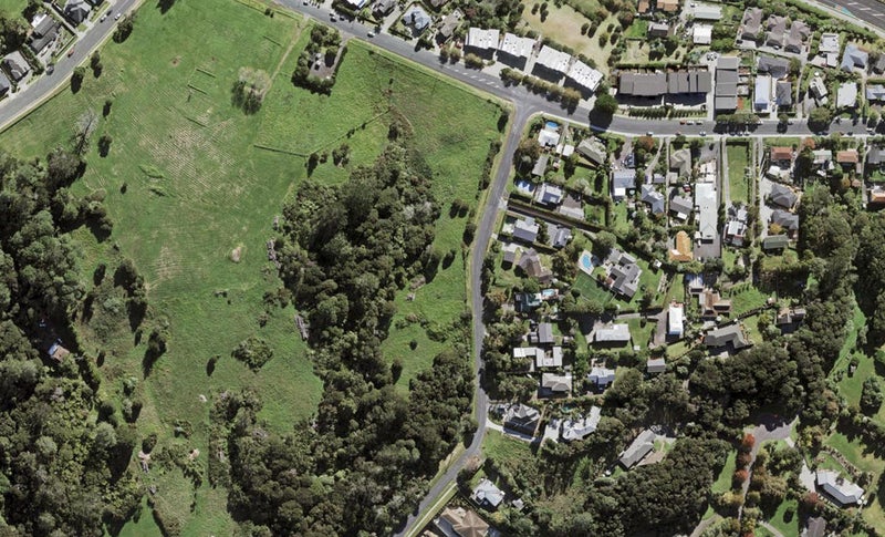 14 Kyle Road, Schnapper Rock, Auckland - Carousel 1
