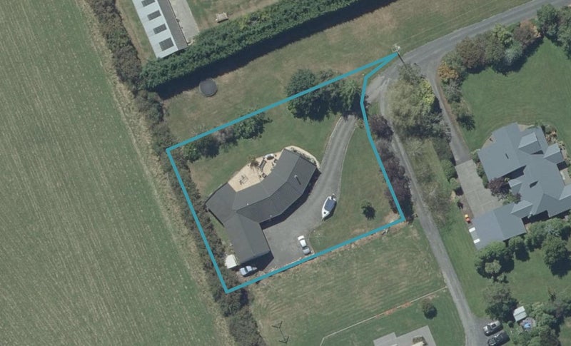 28 Cemetery Road, East Taieri, Mosgiel - Carousel 1