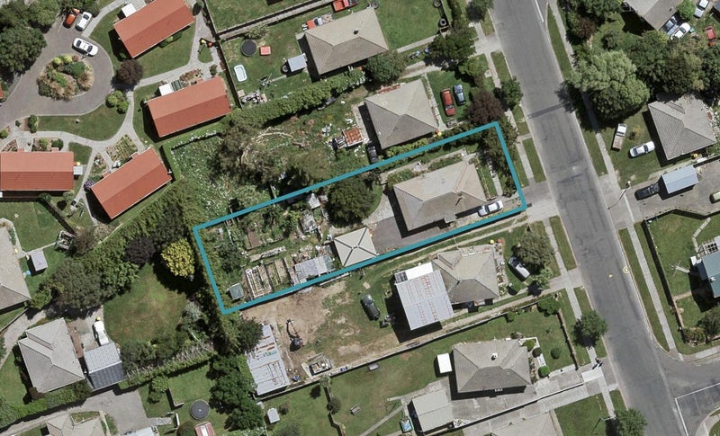 22 Lyon Street, Glengarry, Invercargill - Carousel 1