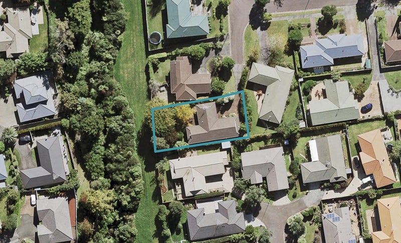 12 Cornell Court, Albany, Auckland - Carousel 1