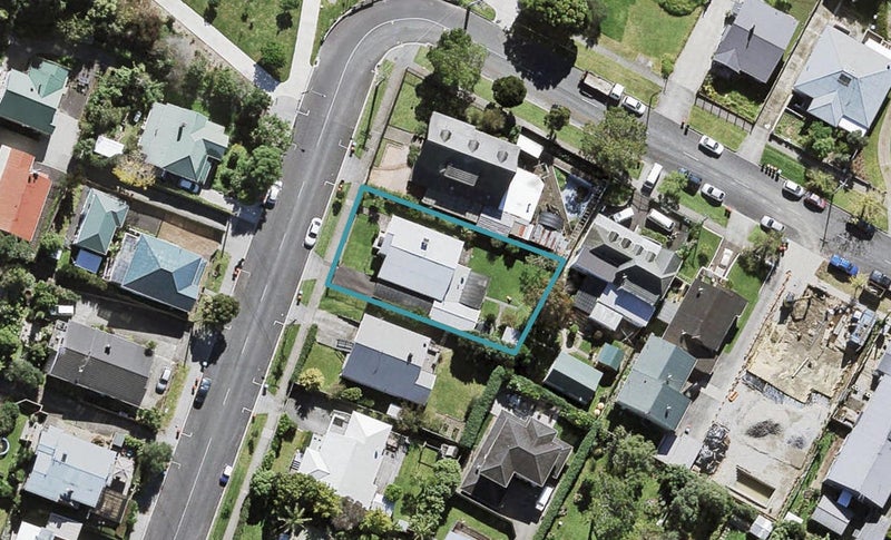 143 Western Springs Road, Morningside, Auckland - Carousel 1