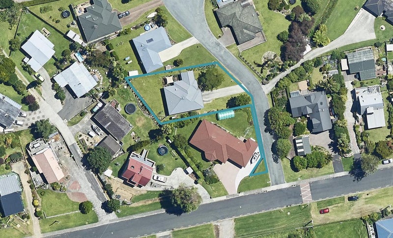 3 Heronvale Way, Brookfield, Tauranga - Carousel 1