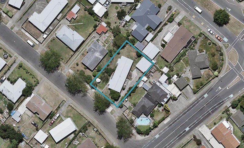 4 Columbus Crescent, Flaxmere, Hastings - Carousel 1