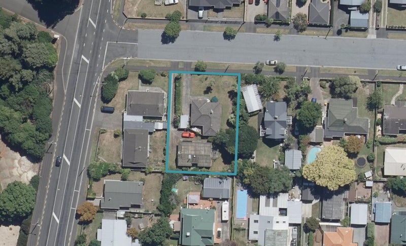 2B East Street, Claudelands, Hamilton - Carousel 1