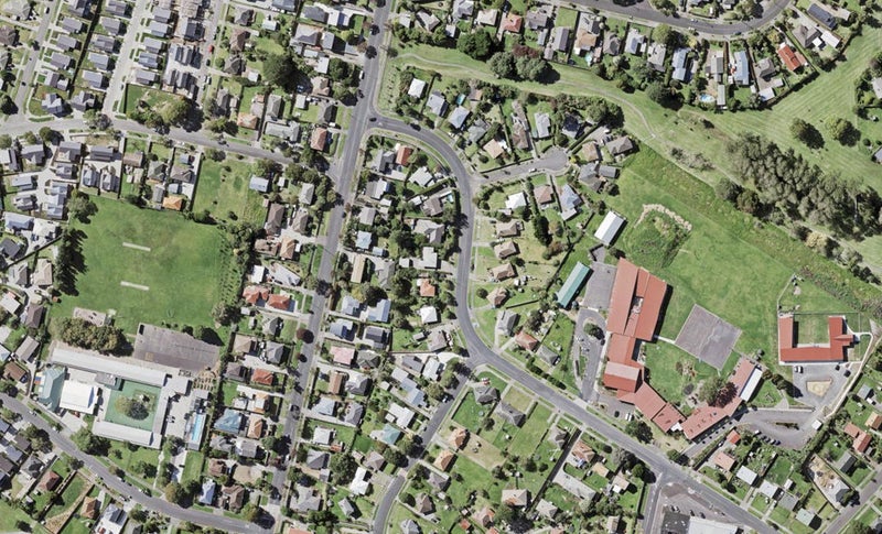 3/9 Farringdon Street, Glen Innes, Auckland - Carousel 1