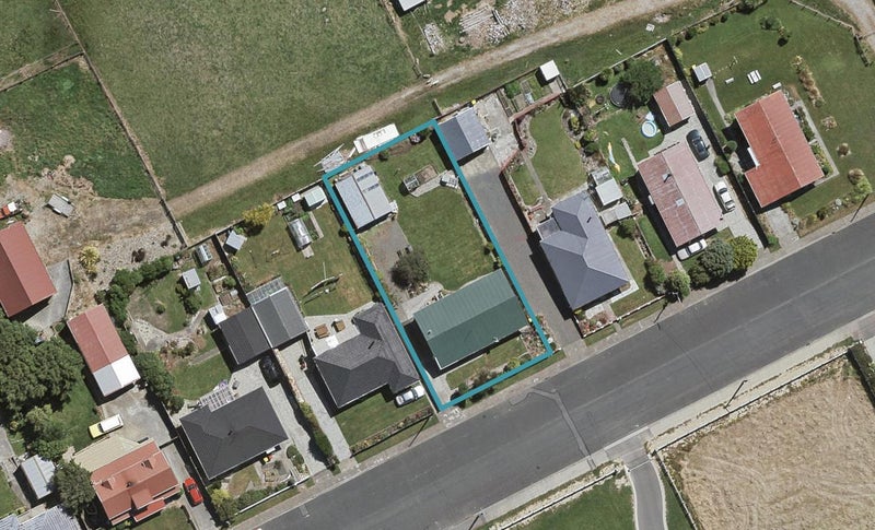22 Enniskillen Street, Clifton, Invercargill - Carousel 1